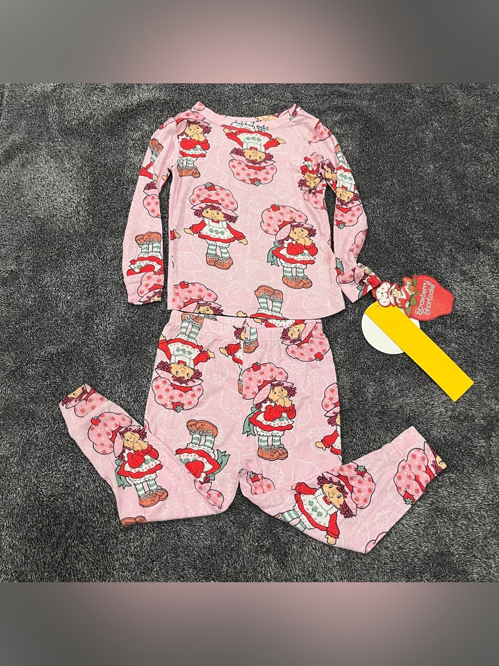 Strawberry Shortcake toddler girls' pajama set size 2T